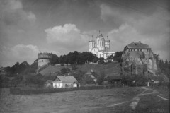 Ostróg