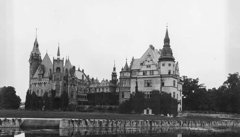 Pałac w Mosznej