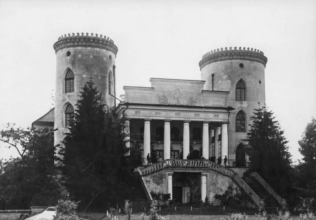 Czerwonogród Zamek w Czerwonogrodzie