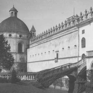 Fragment skrzydła południowego z basztą "Boską" (Narodowe Archiwum Cyfrowe) Zamek w Krasiczynie